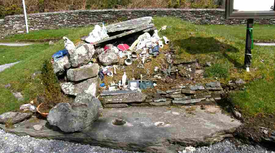 Saint Gobnaits Grave Site