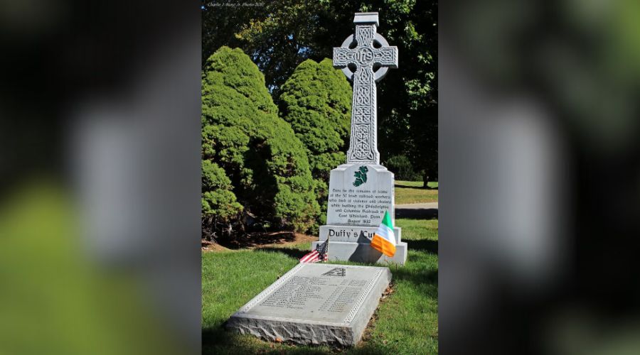 West Laurel Hill Cemetery grave of railroad workers originally buried at Duffy's Cut.